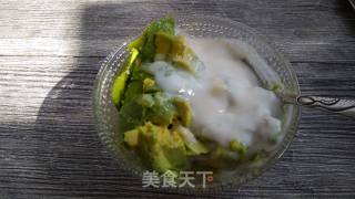鳄梨夹心蛋糕的做法步骤：2