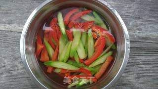 菠萝芦笋炒肉的做法步骤：5