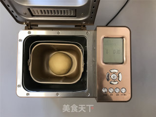 炼乳奶酪小餐包的做法步骤：4