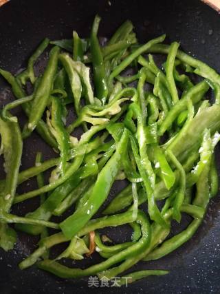 青椒肉丝的做法步骤：5