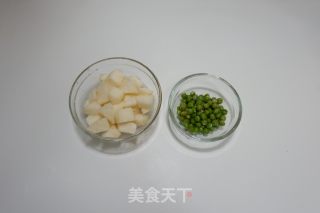 雪梨鸡丁的做法步骤：4