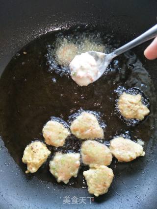 芹菜胡萝卜丸子的做法步骤：5