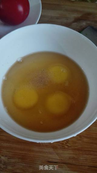 西红柿炒鸡蛋的做法步骤：2