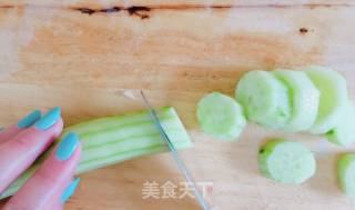 奇异果黄瓜汁的做法步骤：4