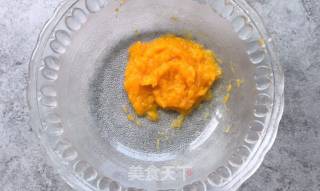 南瓜玫瑰卷的做法步骤：2