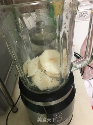雪碧黄瓜雪梨汁的做法步骤：2