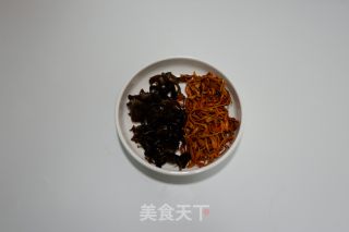 鱼香杏鲍菇的做法步骤：1