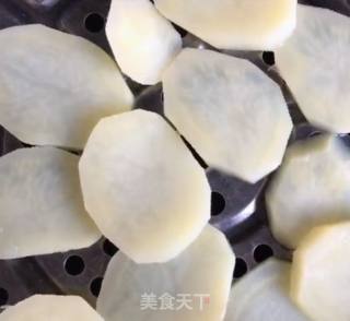 土豆饼的做法步骤：1
