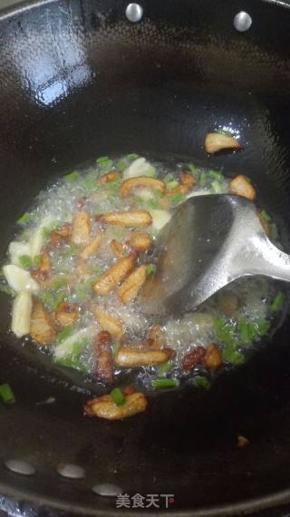 白菜炖粉条的做法步骤：3