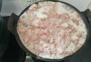 陕北铁锅炖羊肉的做法步骤：2