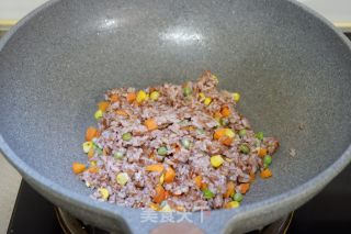 红米什锦炒饭的做法步骤：7
