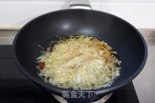 肉皮炖酸菜的做法步骤：8