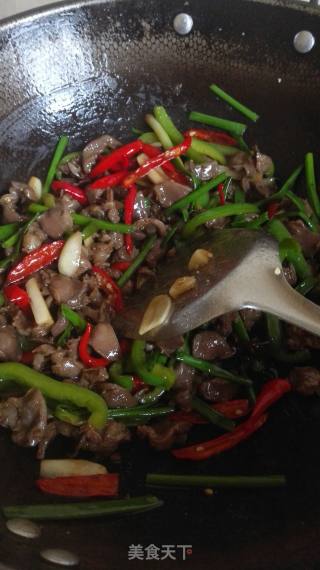 辣椒炒鸡胗的做法步骤：8