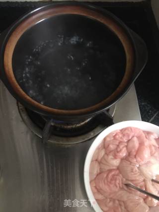 卤猪大肠的做法步骤：3
