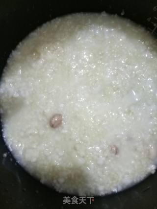 花生小麦大米小米粥的做法步骤：2