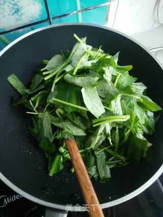 蒜香空心菜的做法步骤：5