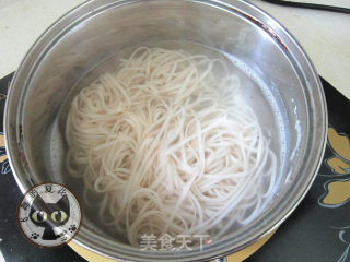 椒麻鸡丝凉面的做法步骤：6