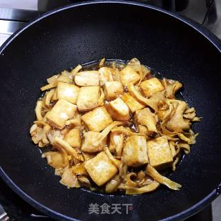 鲜菇烧豆腐的做法步骤：10