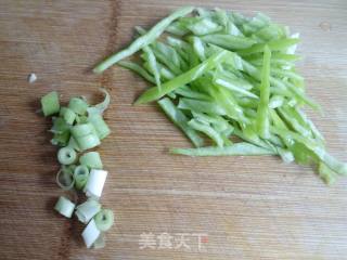 尖椒土豆丝的做法步骤：4