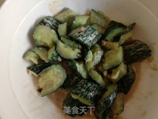 黄瓜拌麻酱的做法步骤：6