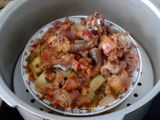 土豆蒸鸡的做法步骤：10