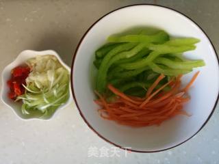 凉拌双菇的做法步骤：1