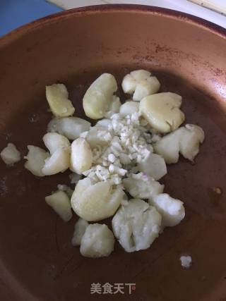 懒人快手菜香煎小土豆的做法步骤：4