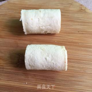 肉松香蕉吐司卷的做法步骤：6