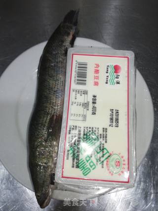 黑鱼豆腐汤的做法步骤：1