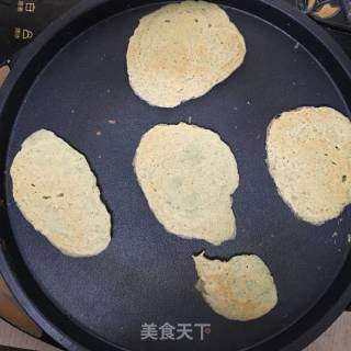 肉松软饼的做法步骤：2