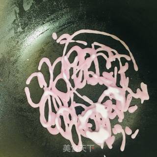 紫薯蕾丝饼的做法步骤：4