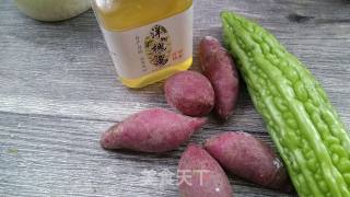苦瓜紫薯凉糕的做法步骤：1
