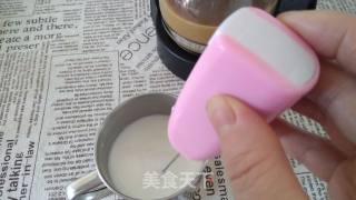 自制卡布奇诺的做法步骤：5