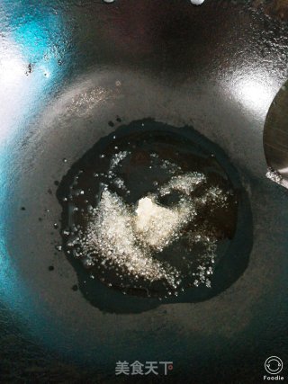 吮手指的美食“红烧鸡翅根”的做法步骤：4