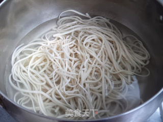 茄丁酱拌面的做法步骤：7
