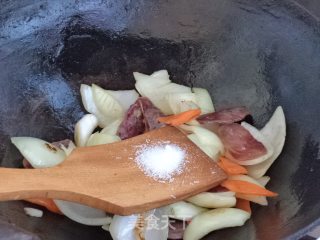 腊味洋葱的做法步骤：8