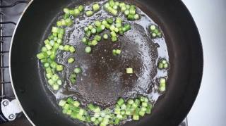 芦笋培根意面-美味又简单的初夏清脂料理的做法步骤：3