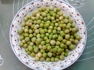 豌豆蒸鸡的做法步骤：7