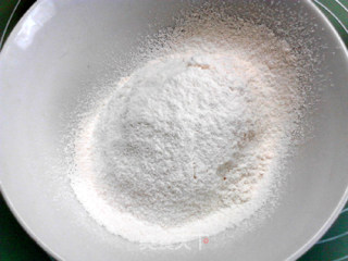 电饼铛版青酱胚芽司康的做法步骤：2