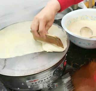 家乡小吃菜煎饼的做法步骤：2