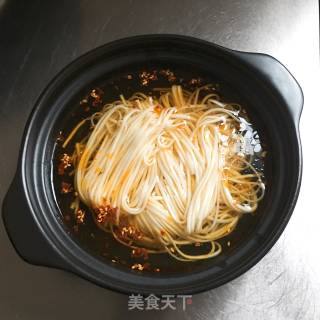 洋葱香干小炒面的做法步骤：12
