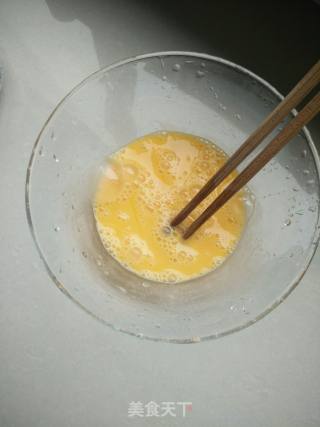 丝瓜炒鸡蛋的做法步骤：2
