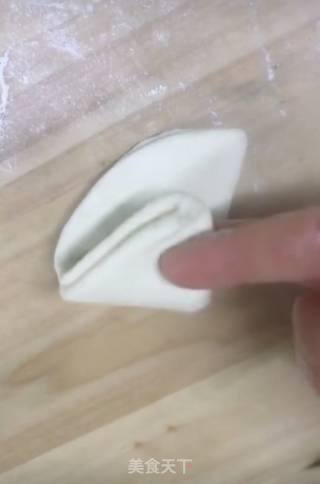 三角烧饼的做法步骤：8