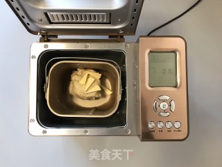 牛奶胚芽面包卷的做法步骤：2