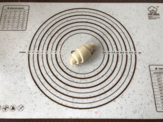 牛奶胚芽面包卷的做法步骤：11