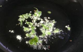 芹菜炒蛋干的做法步骤：2