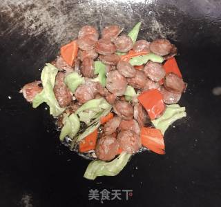 辣椒炒腊肠的做法步骤：6