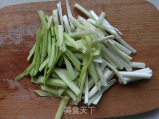 干炒牛河的做法步骤：4