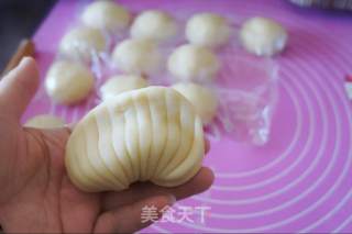 蓝莓果酱贝壳面包的做法步骤：6