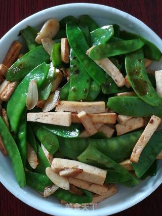 荷兰豆炒豆腐的做法步骤：7